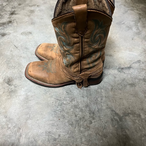 Laredo Women’s Square Toe Boots - Picture 3 of 4